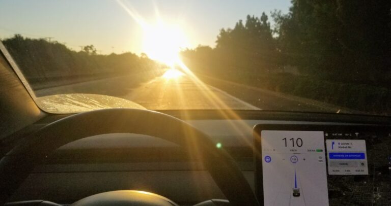 Tesla Autos Will Now Warn Drowsy & Inattentive Drivers