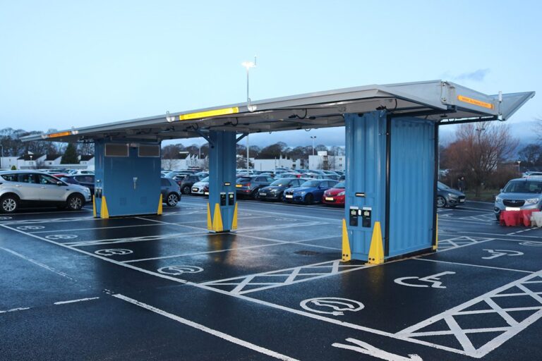 NHS Scotland welcomes its first pop-up photo voltaic automobile park and electrical automobile charging hub