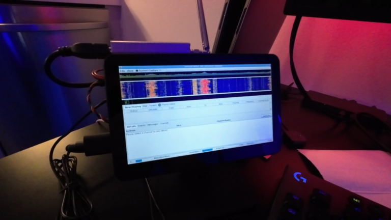 Pi 5 And SDR Group Up For A Digital Scanner You Can Really Afford